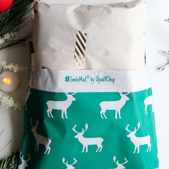 50 10X13 Deer Poly Mailers CHRISTMAS CLEARANCE - Picture 6 of 7